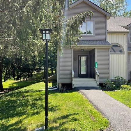 Pocono Shawnee Mountain Townhouse Villa East Stroudsburg Esterno foto