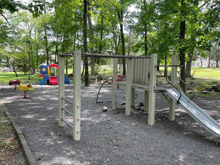 Pocono Shawnee Mountain Townhouse Villa East Stroudsburg Esterno foto